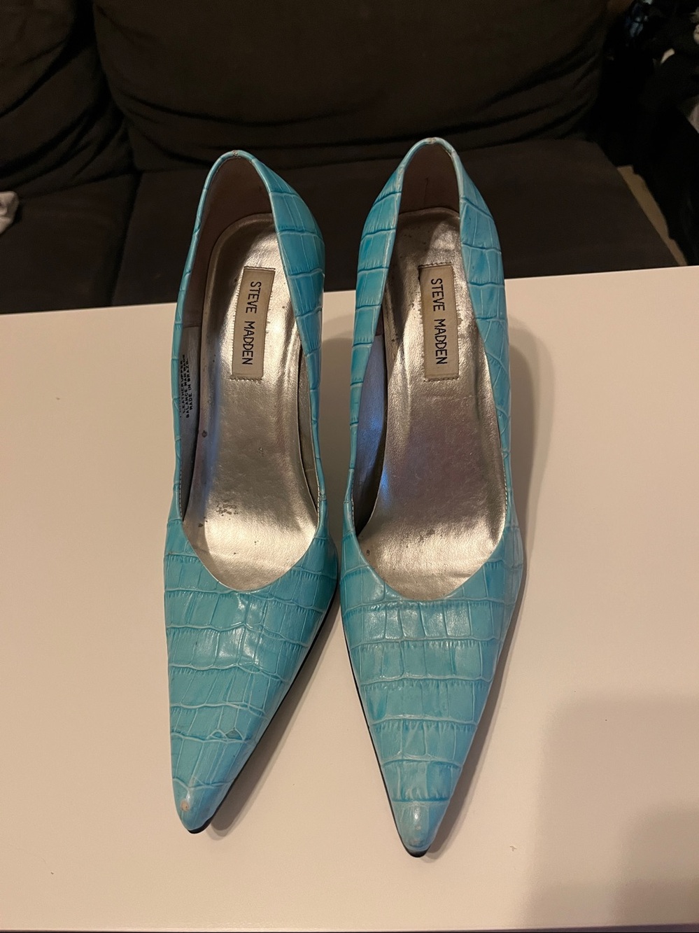 Steve Madden Women's Tarrah Pastel baby blue Alligator Pumps Heels B Leather